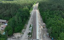 LK25, odc. Sandomierz - Chmielów - nowe tor, perony, sieć trakcyjna, na torach maszyny, fot. Krzysztof Dzidek (10)