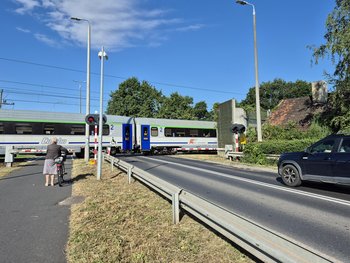 Przejazd kolejowo-drogowy w Oławie, fot. Katarzyna Głowacka PLK SA