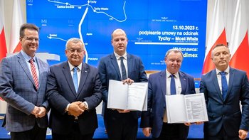 Uczestnicy podpisania umowy Tychy - Most Wisła. Autor Ministerstwo Infrastruktury 