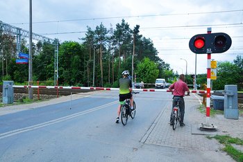 Przejazd kolejowo-drogowy ul. Malownicza Łódź fot. Rafal Wilgusiak PLK SA