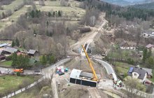 Linia nr 97 Sucha Beskidzka - Żywiec_ budowa nowych torów wraz z siecią trakcyjną,peronów, przejazdów, mostów fot. Krzysztof Dzidek (9)